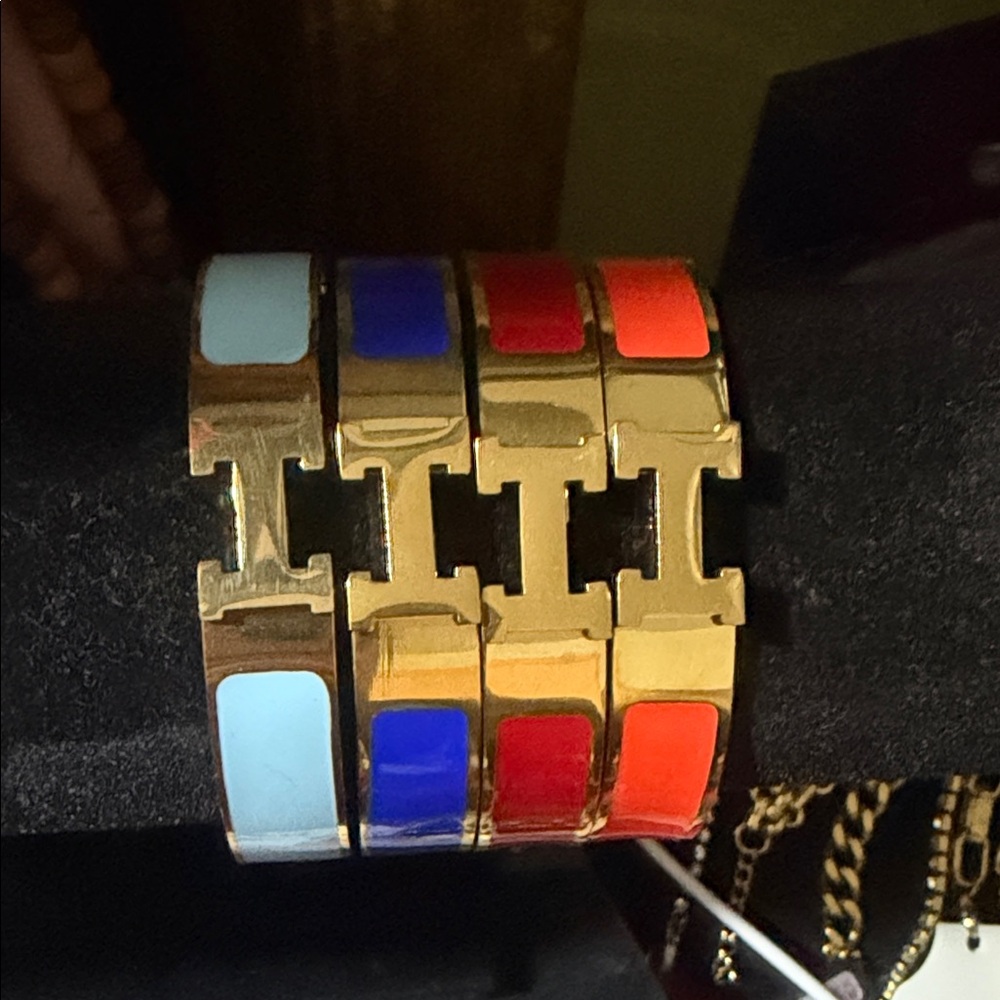 1x stainless steel waterproof 18k gold plate and Enamel Bracelets